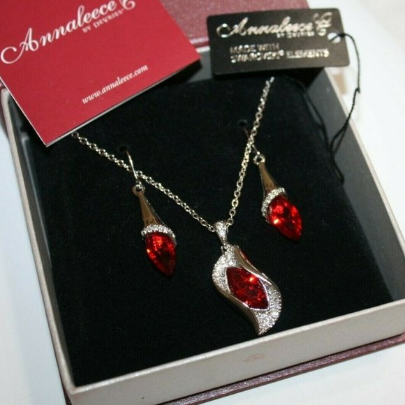 Ravishing Annaleece by Devries RED & SWAROVSKi Set - Picture 6 of 6